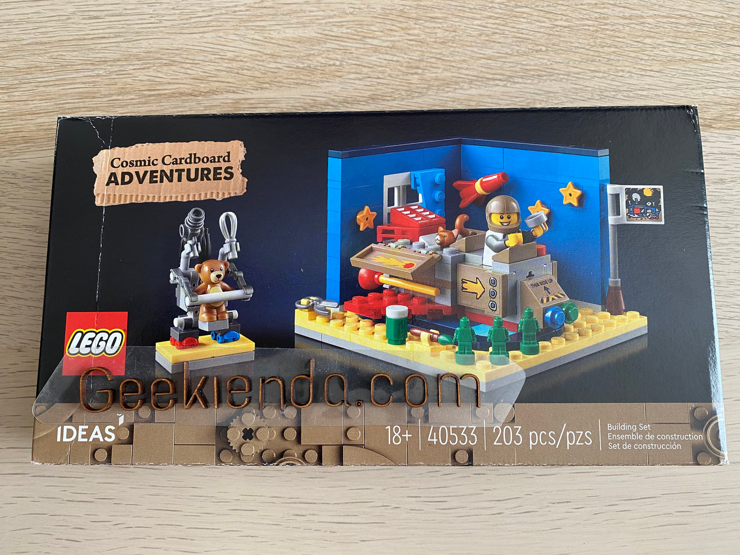 .Geekienda - LEGO SET 40533 cosmic cardboard adventures - LEGO IDEAS