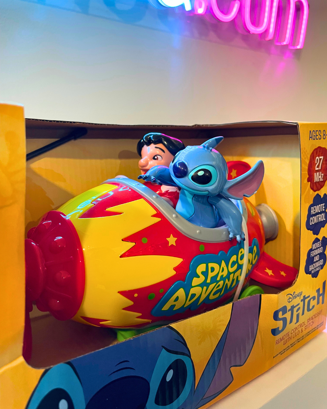 .Geekienda - Lilo y stitch en cohete a control remoto -Disney programas infantiles